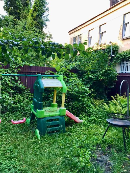 Оренда будинку (спарка) вул.Антоновича, розглядають з тваринами.