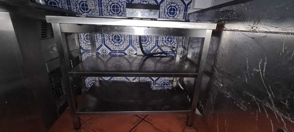 Bancada em  inox
