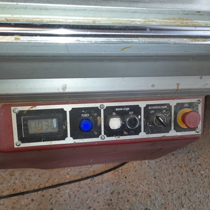 Piła formatowa z podcinakiem Winter Holztechnik