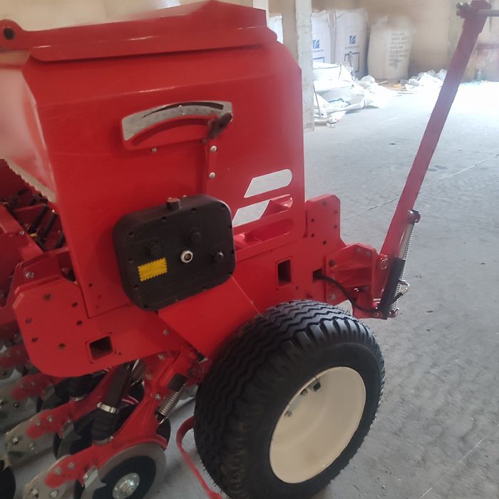 Продам Сівалку зернову нова.4метра.