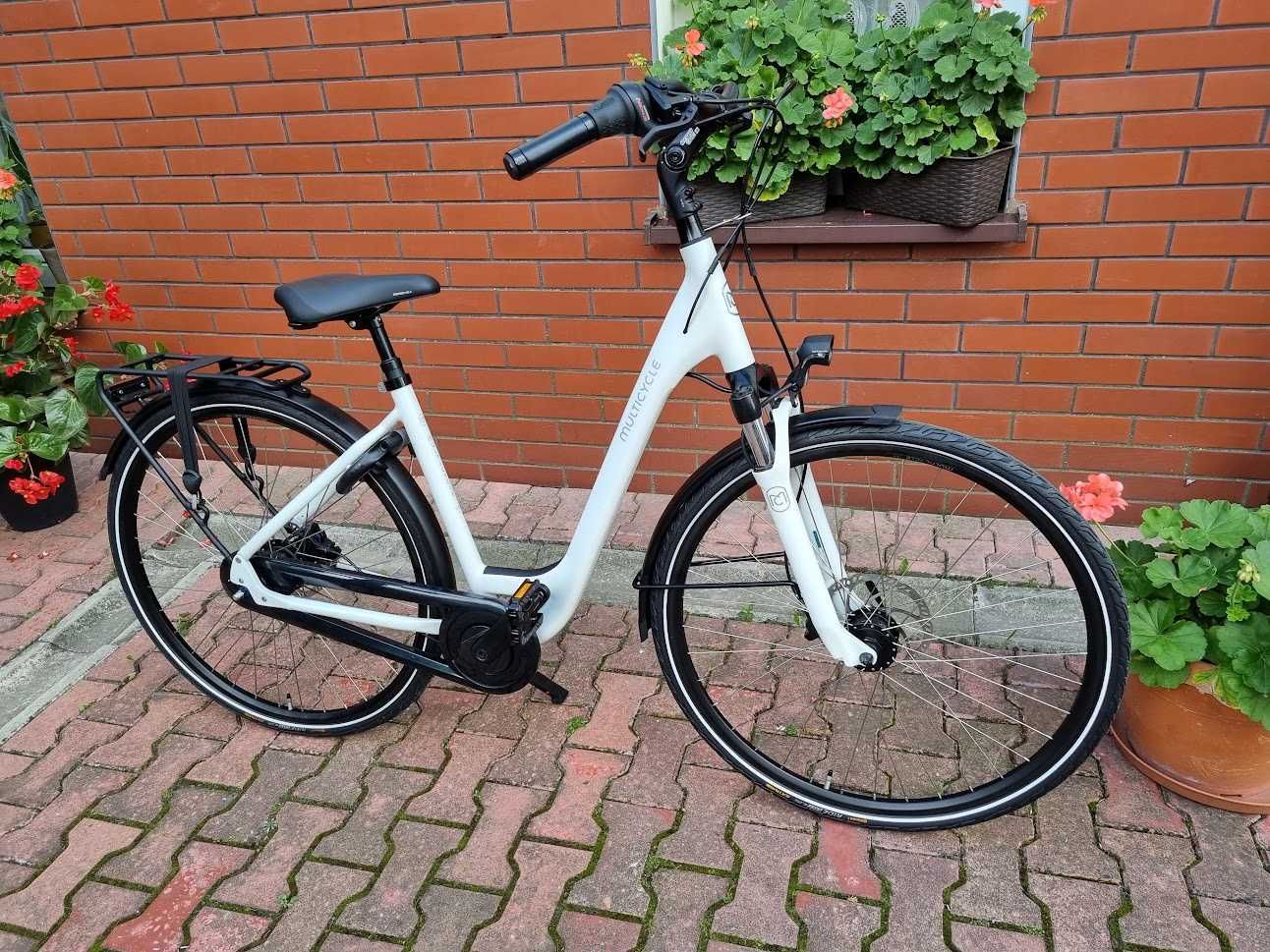Damski miejski rower Multicycle Noble Nexus 8 Magura hydrauliczna ,