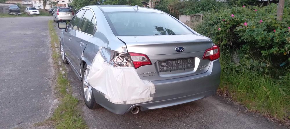 Subaru Legacy 2.5 benzyna 2017 37 TKM!!! 4x4 Zarejestrowany w PL