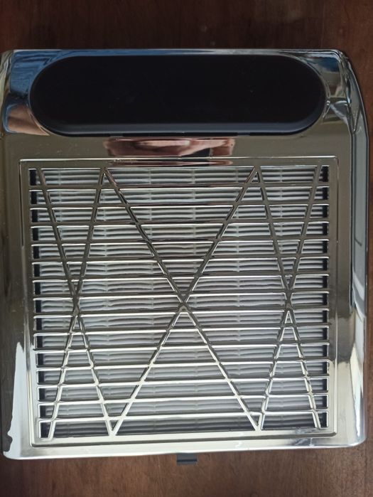 Витяжка манікюрна