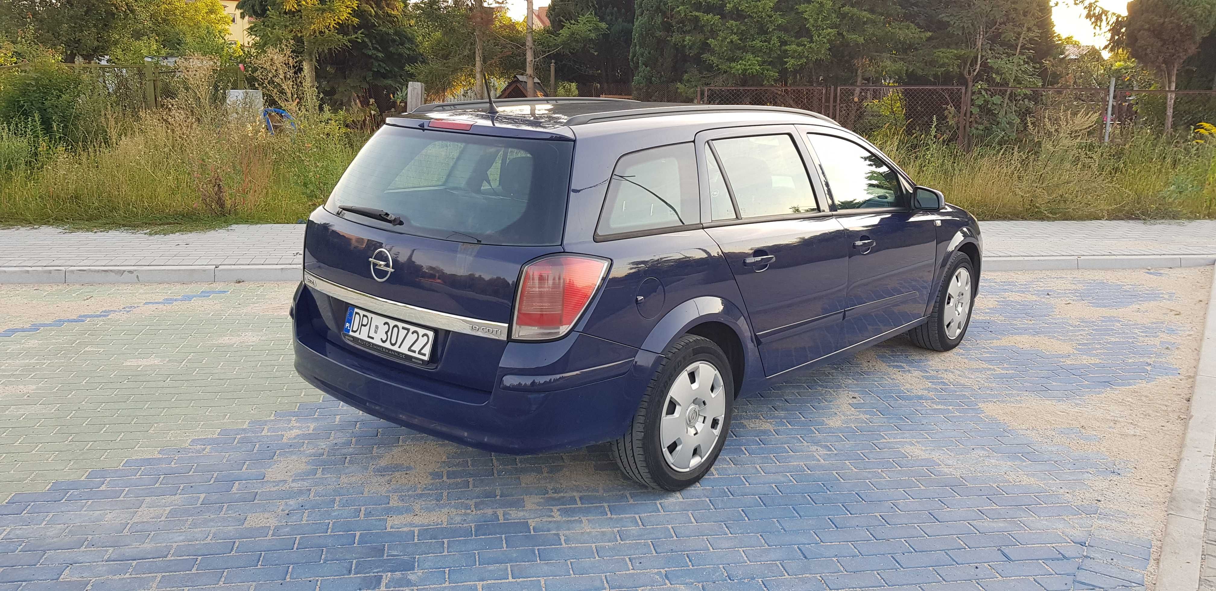 Opel Astra H 1.9 CDTI 101 KM. Dużo nowych części. Jeszcze posłuży...