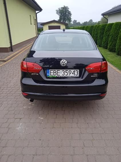 Jetta 2011 r.benzyna.mały przebieg