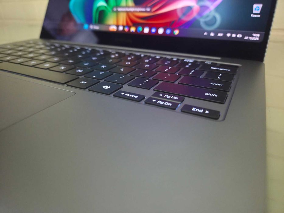 Samsung Galaxy Book5 Pro (14',3K,16GB, i7 Core S2,512 Gb)