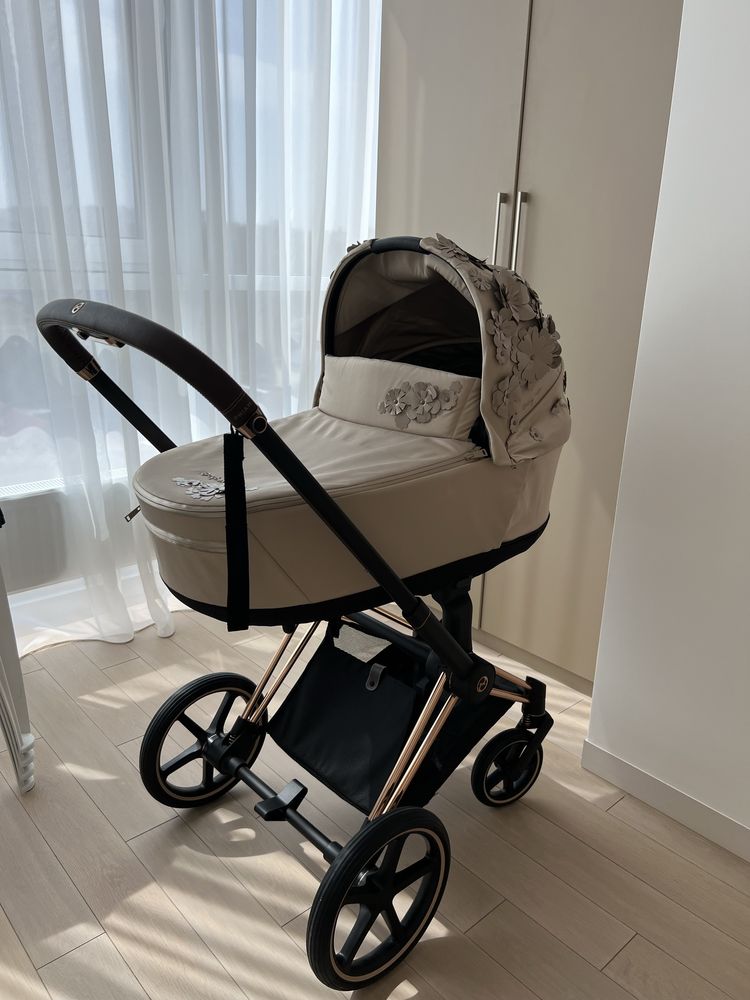 Люлька Cybex Priam simply flowers beige 4.0