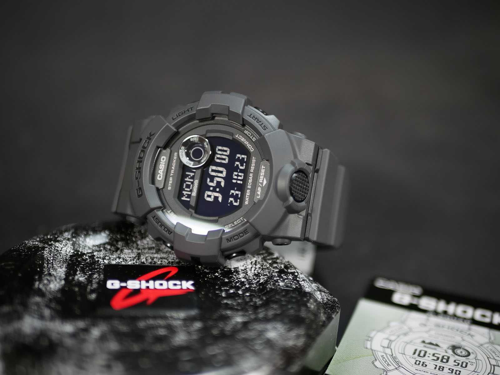 Часы Casio GBD-800UC-8 G-Shock Bluetooth Steptracker