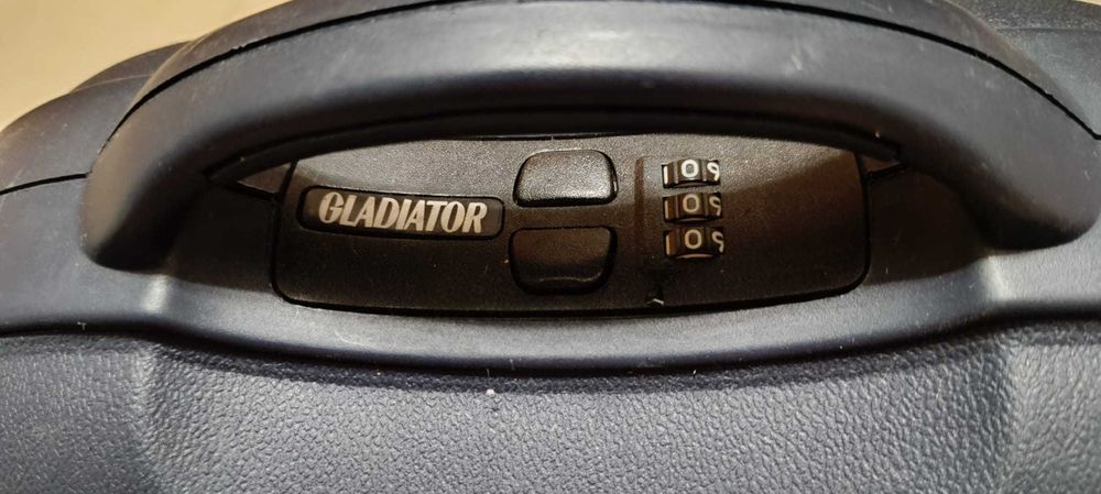 Funcional Necessaire GLADIATOR azul escuro, para viagem