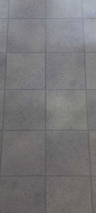 Wykładzina, linoleum, gumolit, - sprzedam za pół ceny