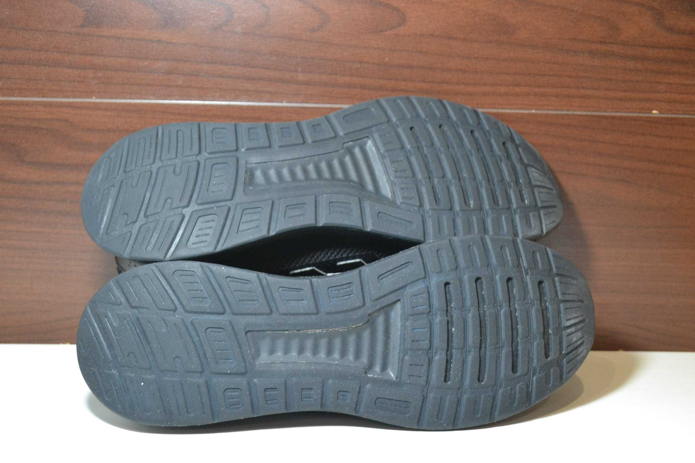 adidas runfalkon 43.5-44р кроссовки оригинал