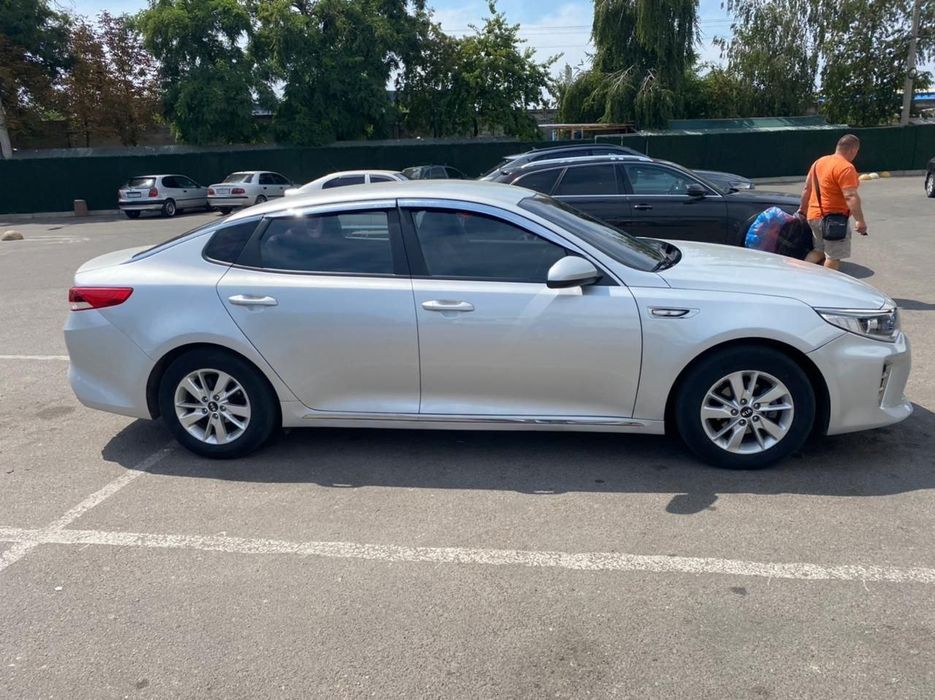 Продам киа к5 2016г