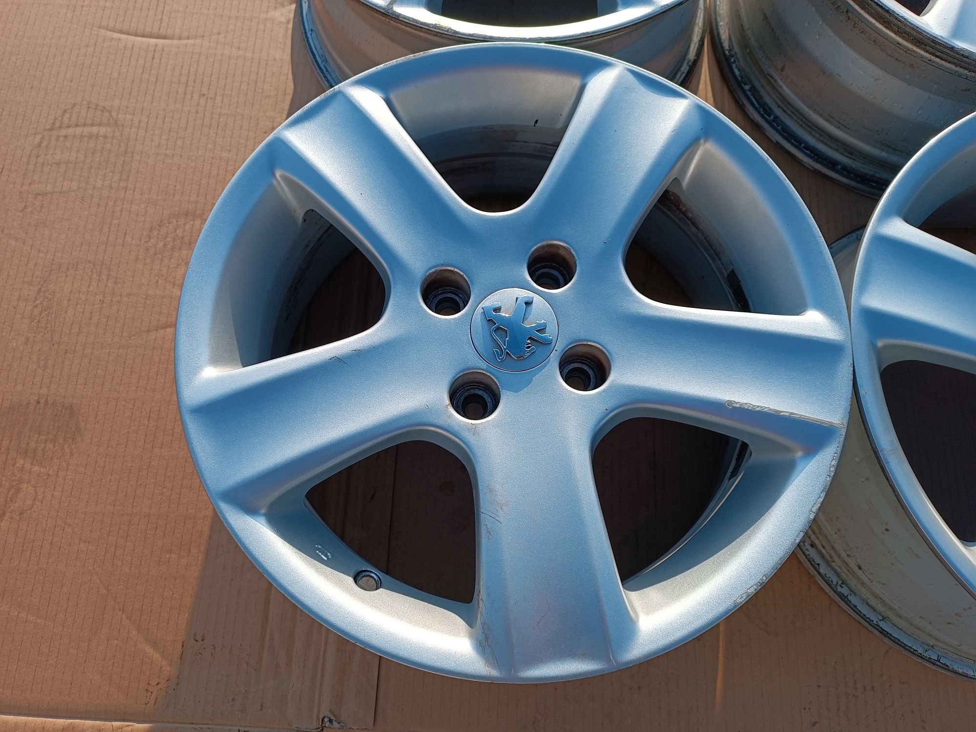 Felgi alu Peugeot 307  SW CC 4x108  ET31 6.5J16