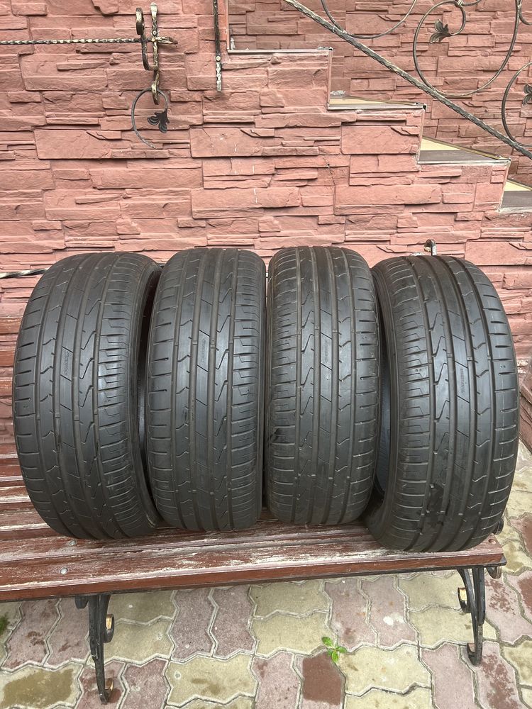 Продам шини 195/55R16 Hankook