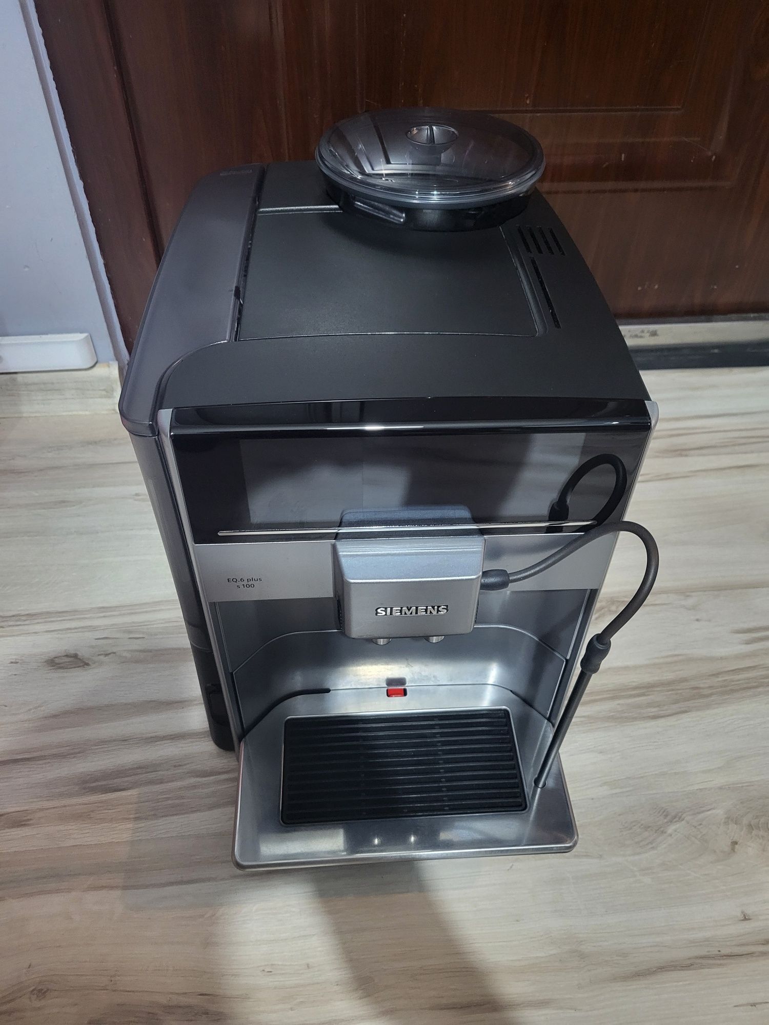 Ekspres ciśnieniowy Siemens EQ.6 S100 PL Menu ładny wysylka