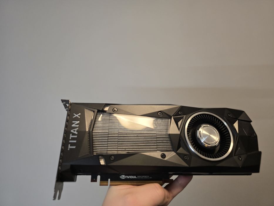 Geforce Titan XP 12gb RAM