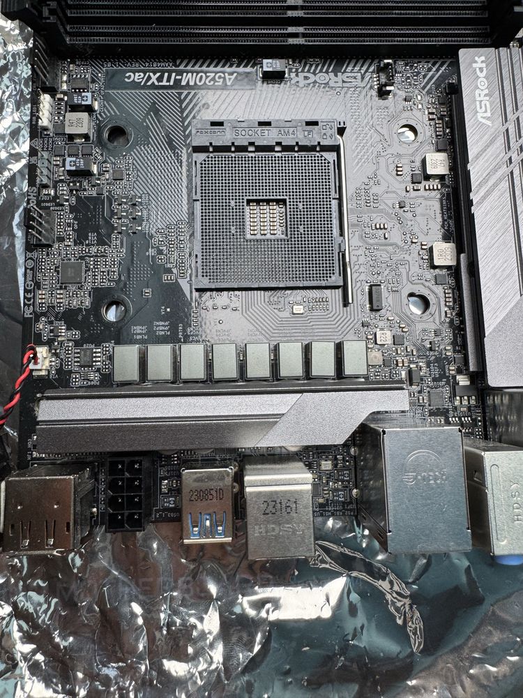 Płyta główna ASRock A520M-ITX/ac (Mini ITX, AM4)