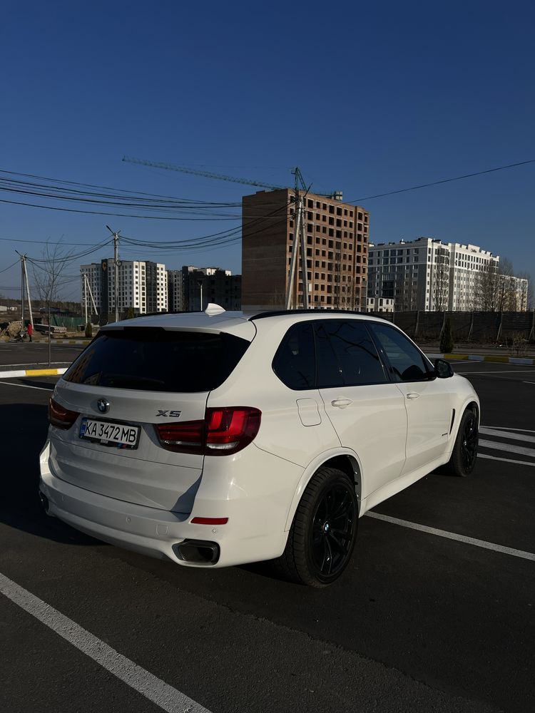 BMW X5 2016  4.4