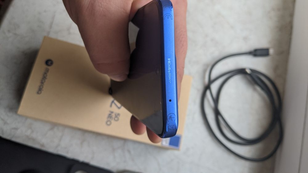 Motorola Edge 50 Neo 8/256 Gb на гарантії