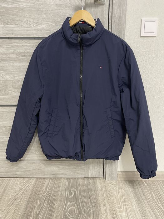 куртка Tommy Hilfiger Boys Navy Reversible Puffer Jacket Size 176