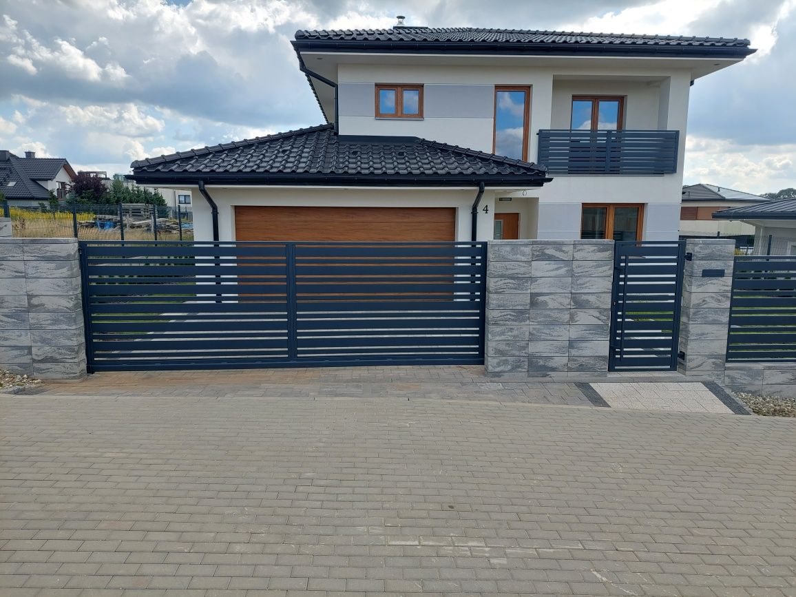 Nowoczesne ogrodzenie żaluzjowe,  palisadowe, brama, furtka