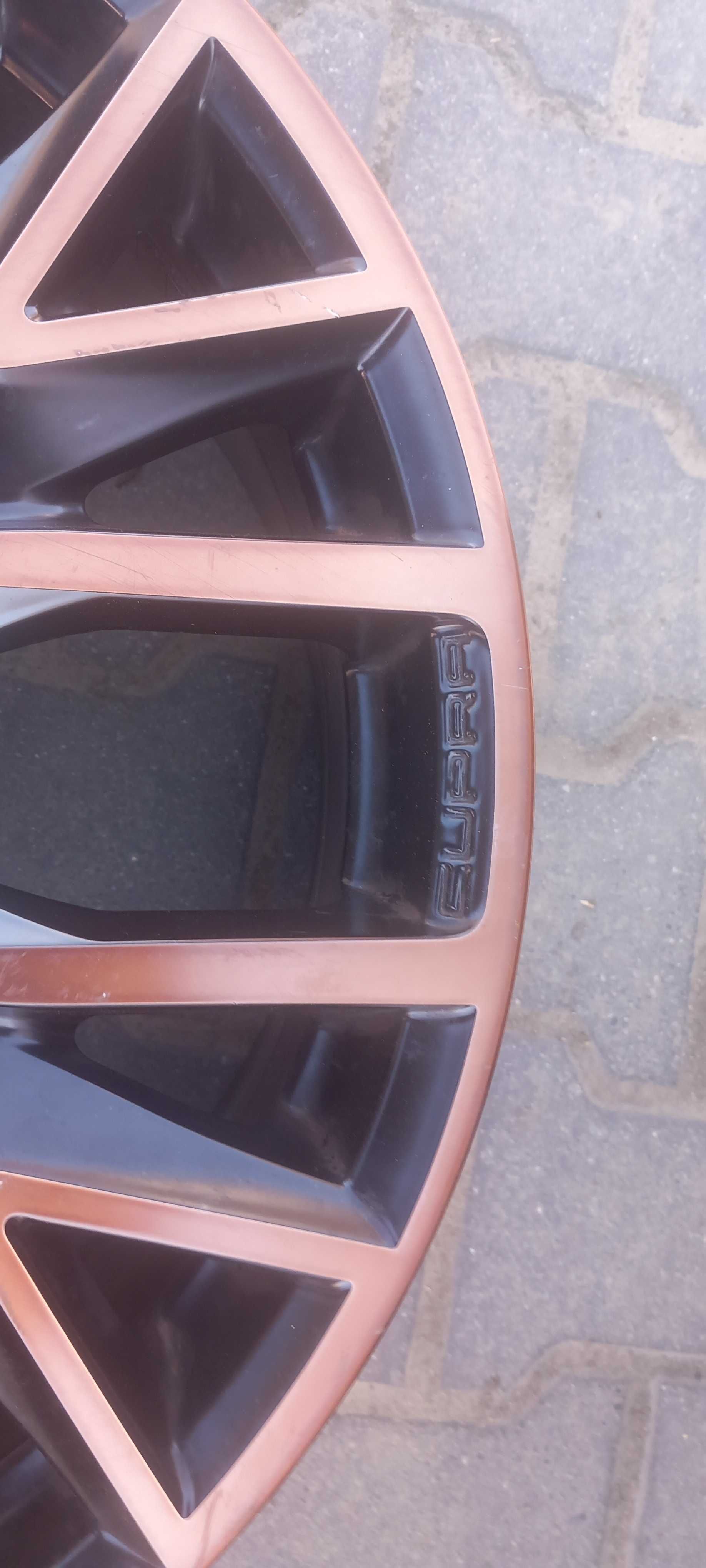 Felga Cupra 4 19 cali ET 49 5×112