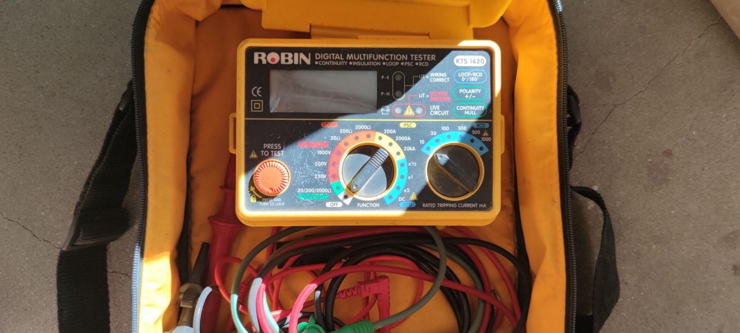 Miernik ROBIN KTS 1620 Digital multi function tester