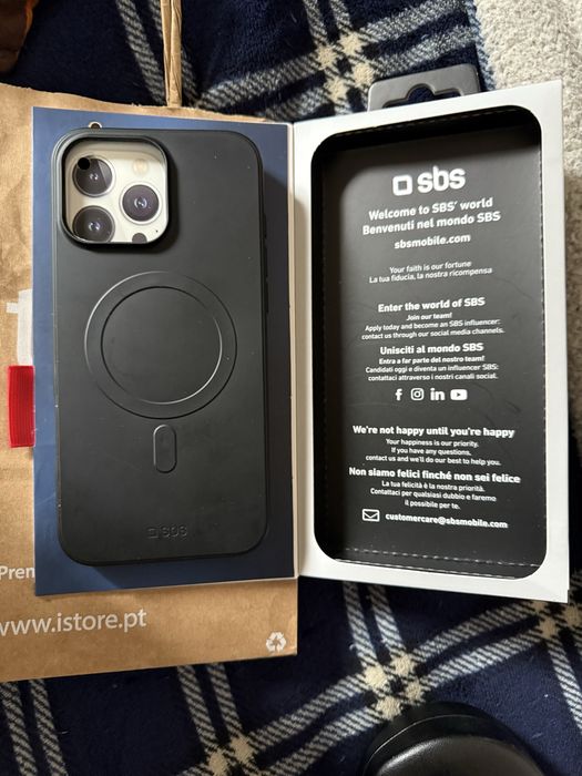 Capa iphone 16 pro max nova sem uso …………….