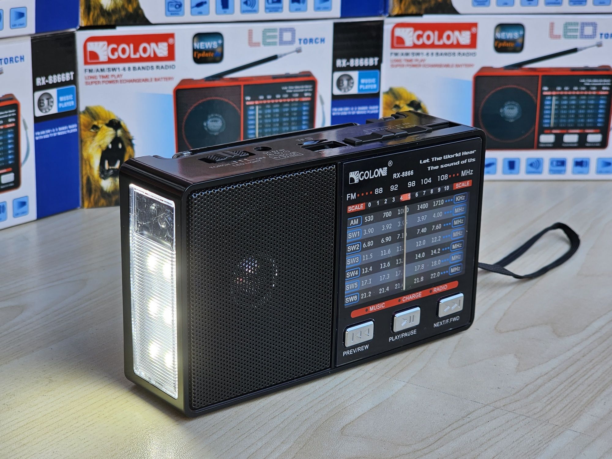 Радіо Fm Golon акумуляторне портативне, механічне з ліхтариком і USB