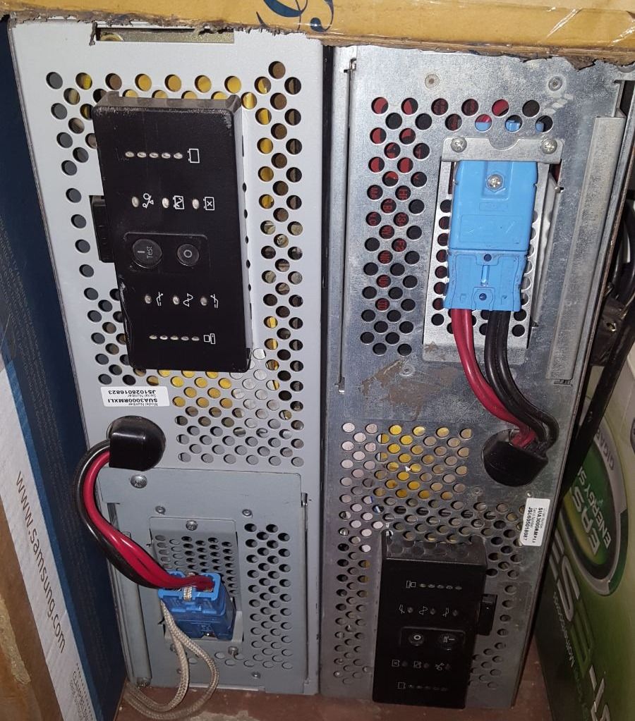 ИБП APC Smart-UPS XL 3000VA RM 3U (sua3000rmxli)