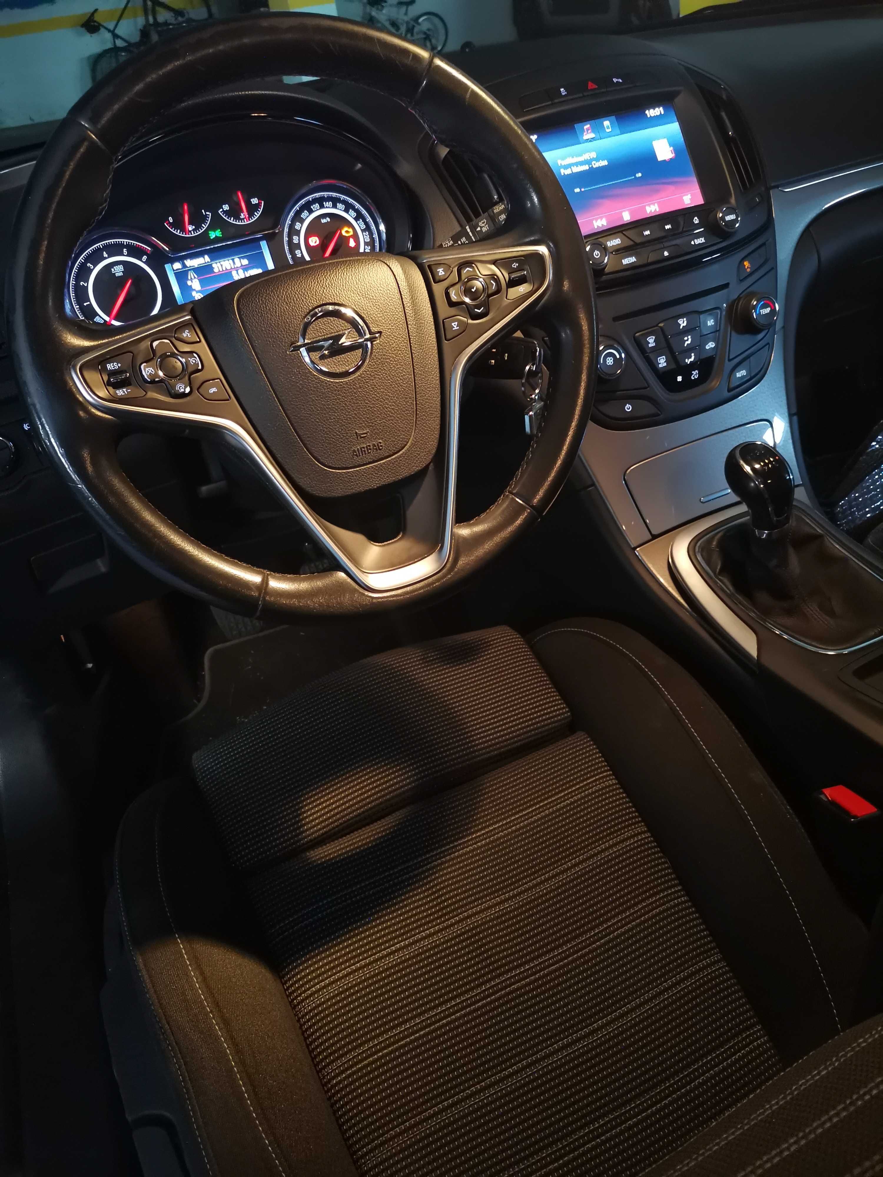 Opel Insígnia ST 2.0 CDTI 140cv