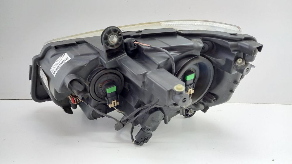 Фара правая Chrysler Voyager 2008-2012 05113340AD