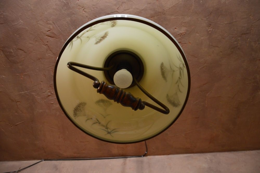 lampa sufitowa wisząca rustykalna retro opuszczana pociągana w dół