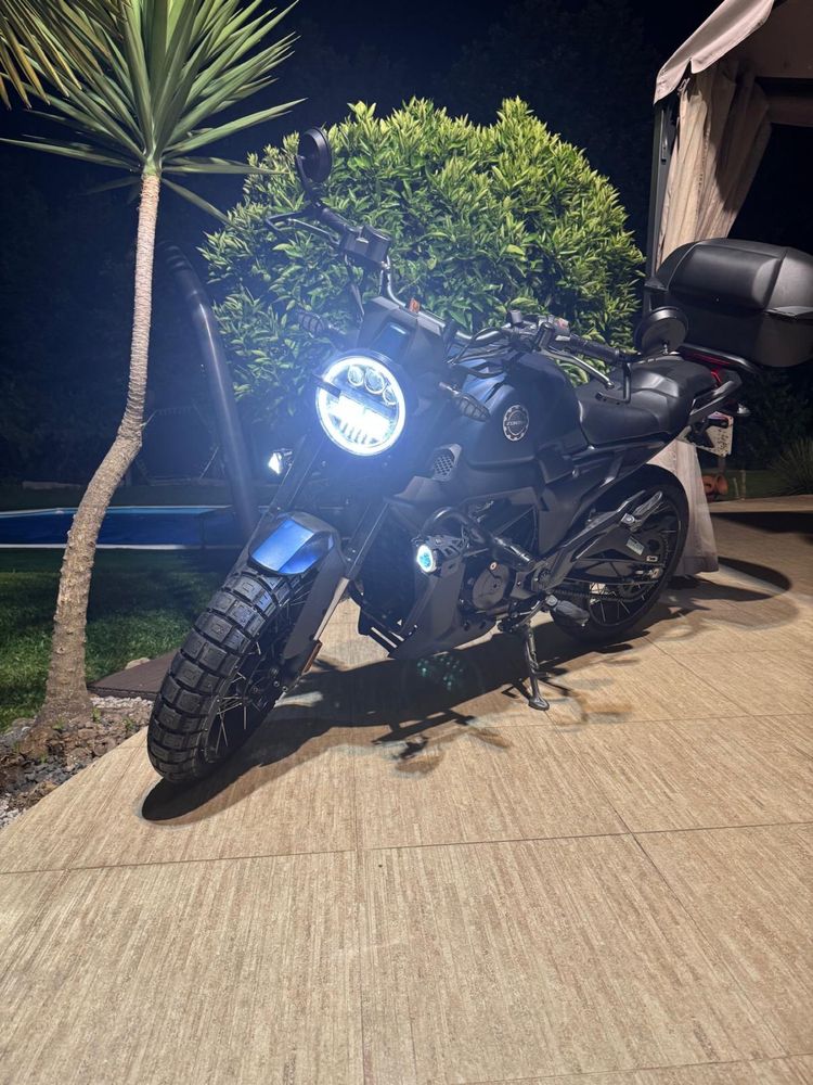 Vendo Moto ZONTES ZT125-G1