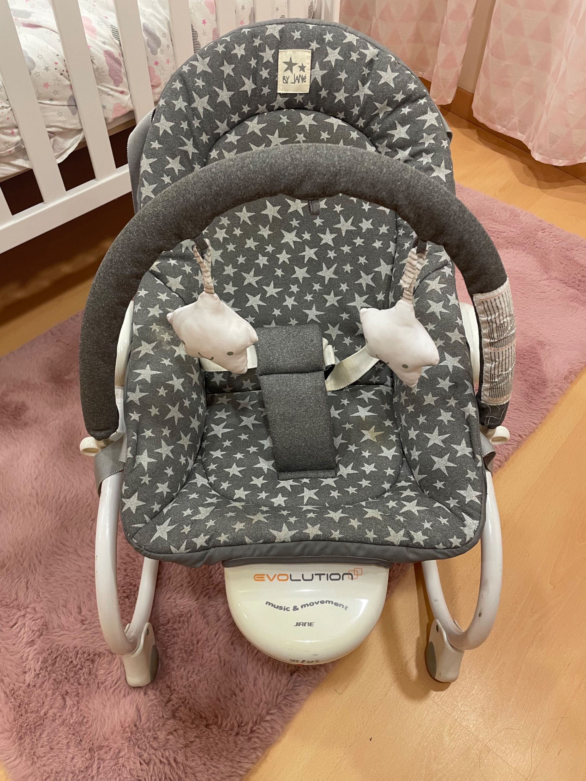 Espreguiçadeira para bebe com música e vibração