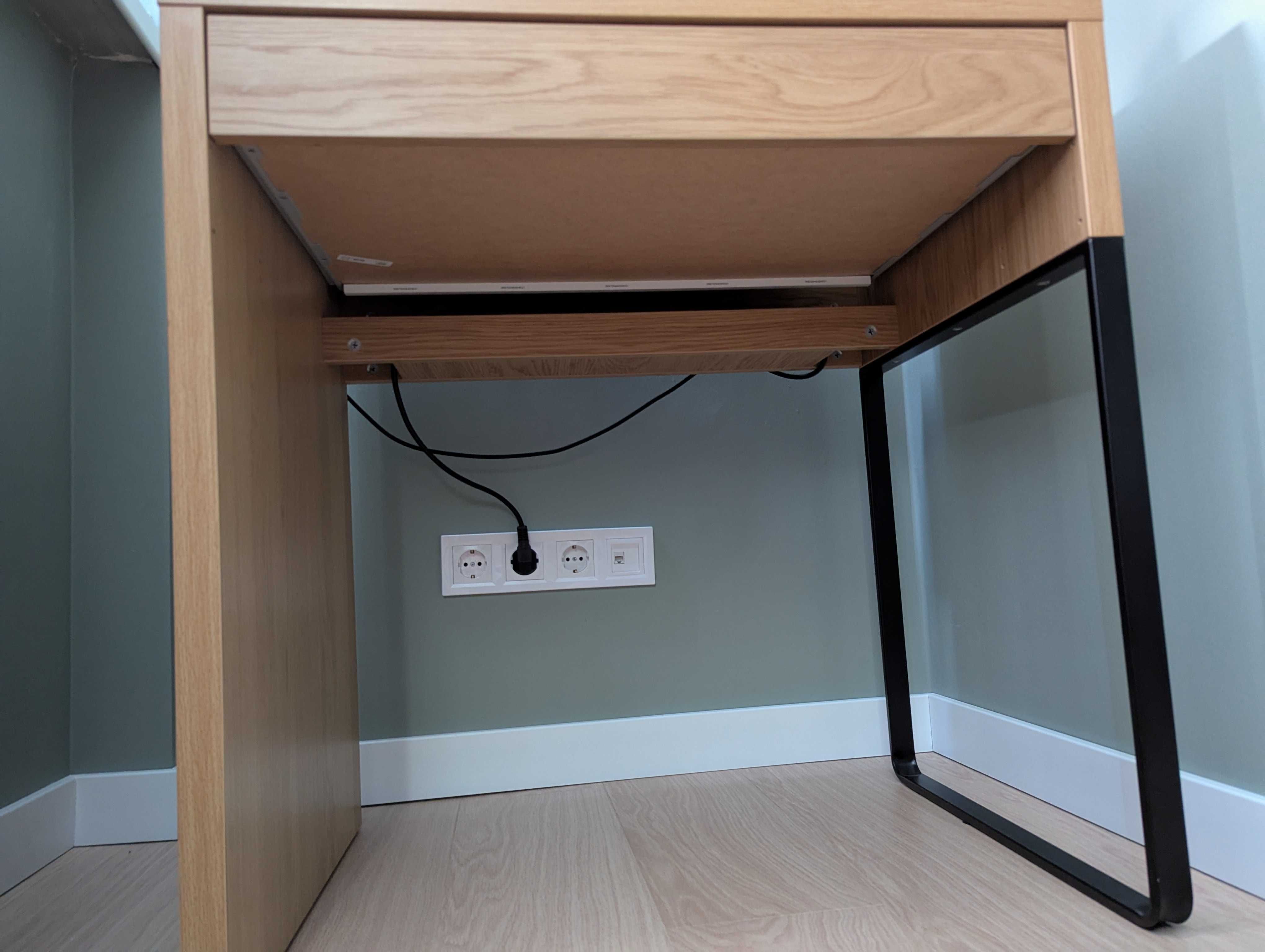 IKEA MICKE 203.517.42 компактний робочий стіл колір під дуб 73x50см