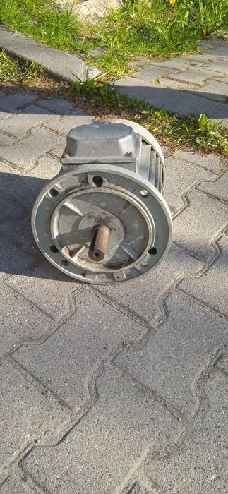 Silnik elektryczny trzyfazowy 4KW