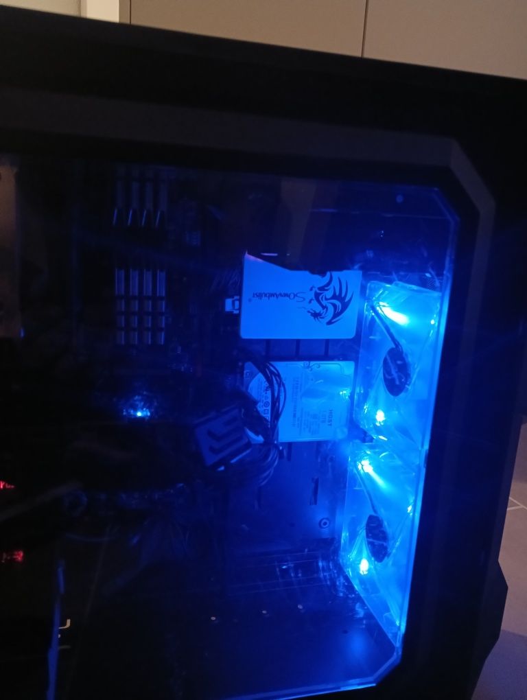 PC gamer Ryzen 5 com RX 580