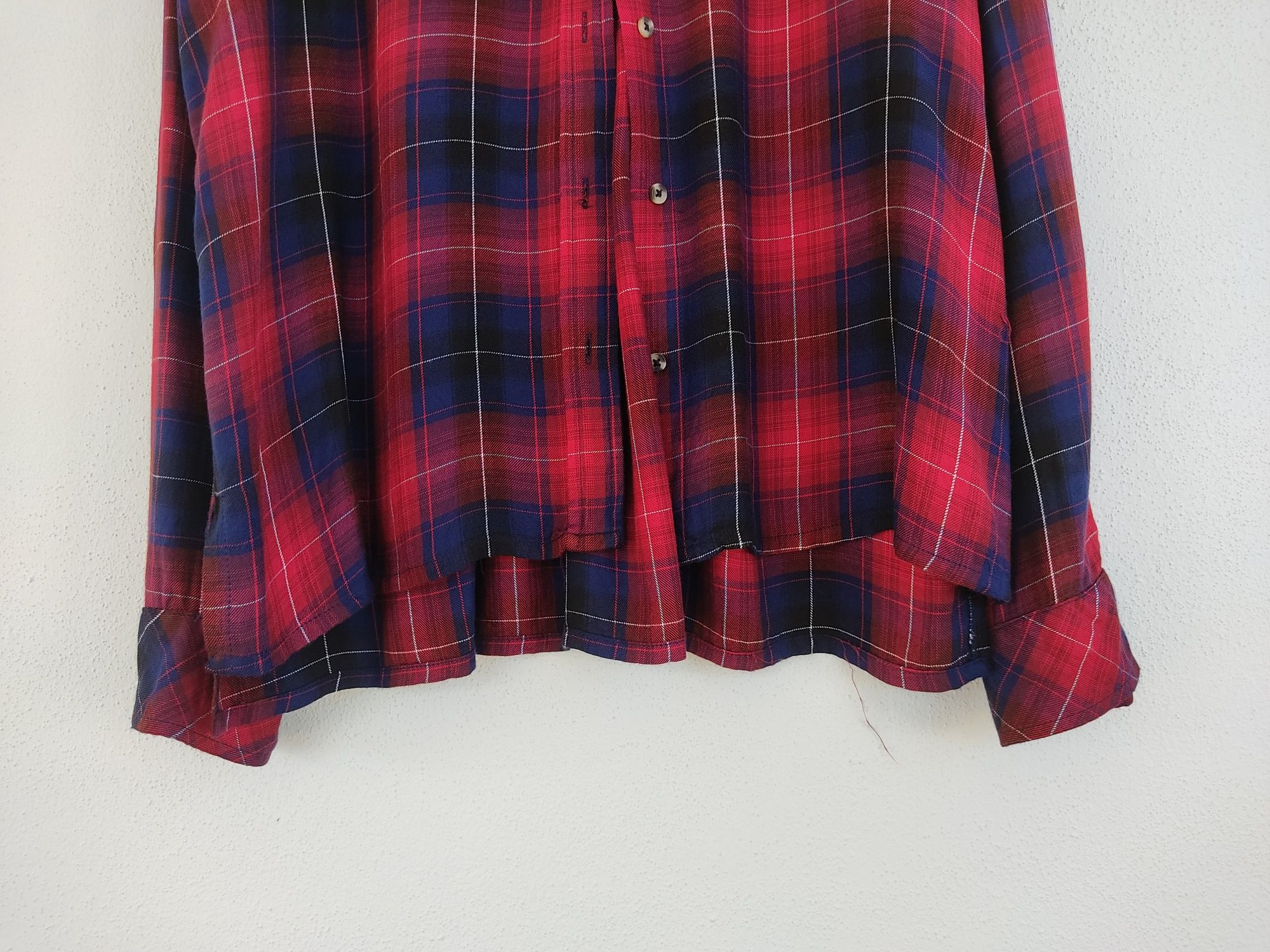 Camisa básica xadrez vermelho e azul marinho, L