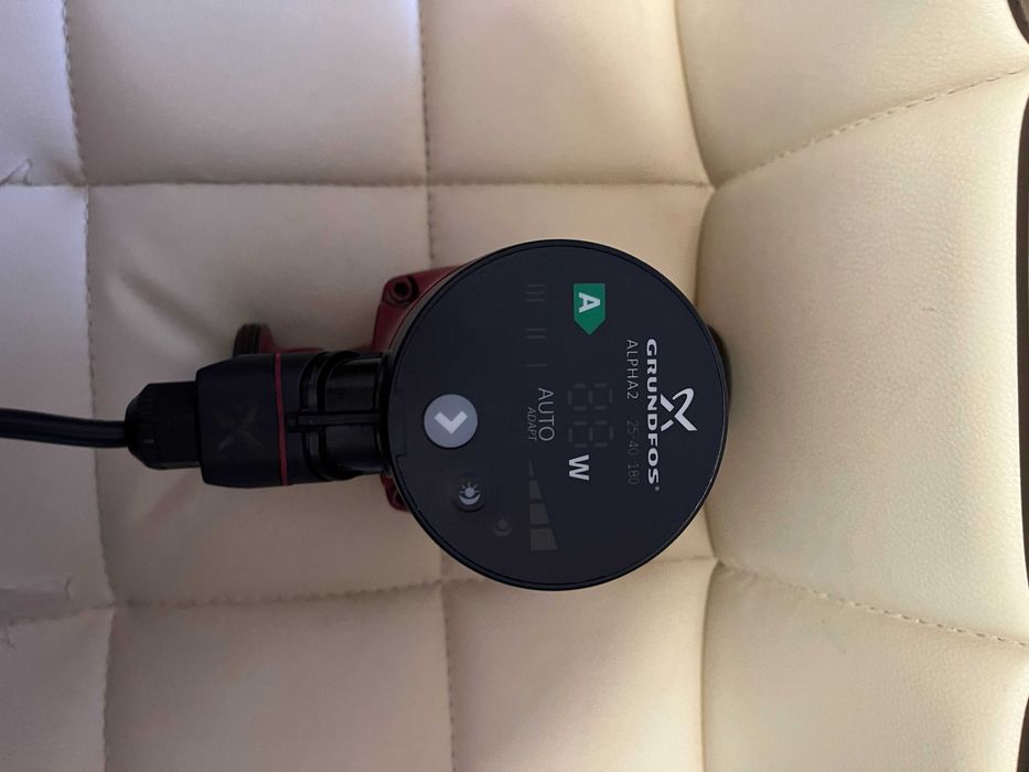 Pompa   Obiegowa ENERGOOSZCZĘDNA GRUNDFOS  autoadapt 25 - 40  -180