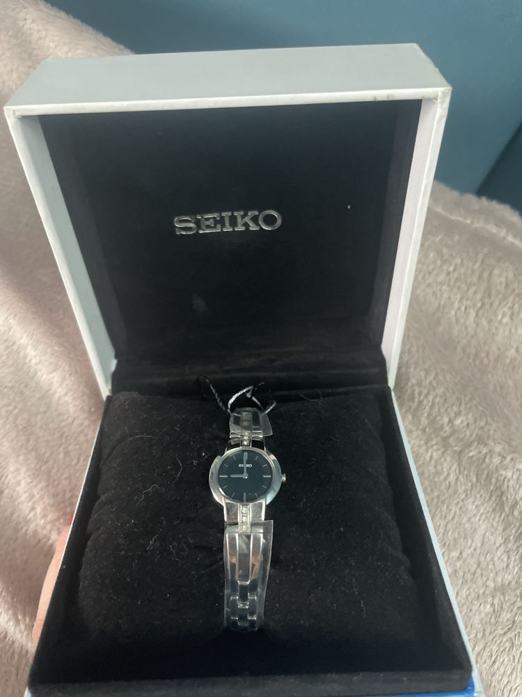 Zegarek Seiko Swarovski