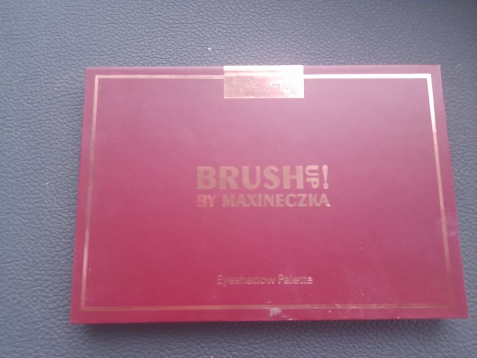 Brush up! By Maxineczka paleta cieni
