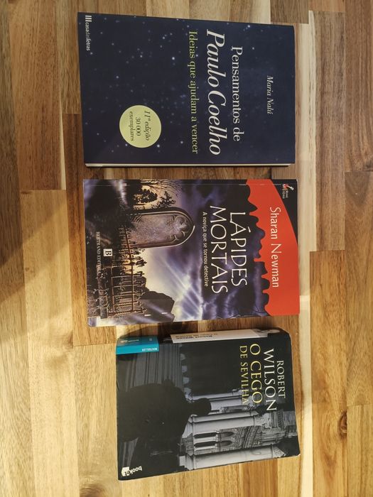 3 livros de autores diferentes