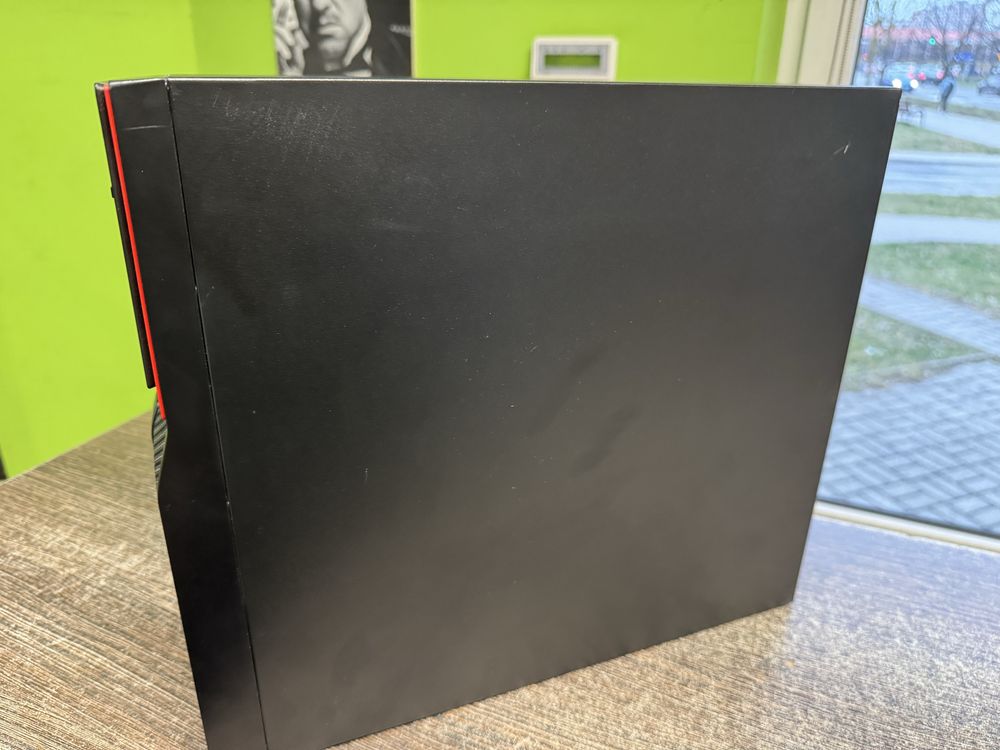 Komputer Stacjonarny Fujitsu Esprimo P556 i3-6100 8GB 128GB SSD