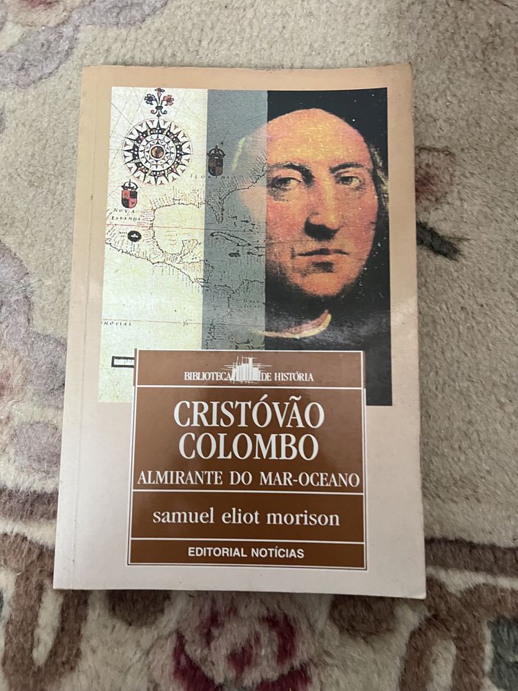 Vários livros antigos