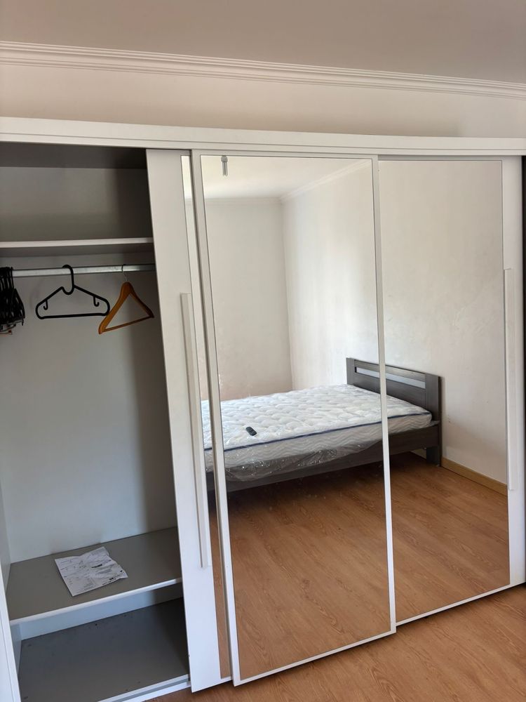 Alugo   quarto