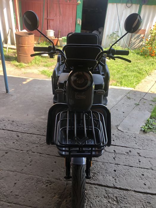 Продам трицикл елєктро. 50000 грн