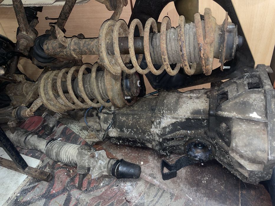 Розбираю Москвич 2141