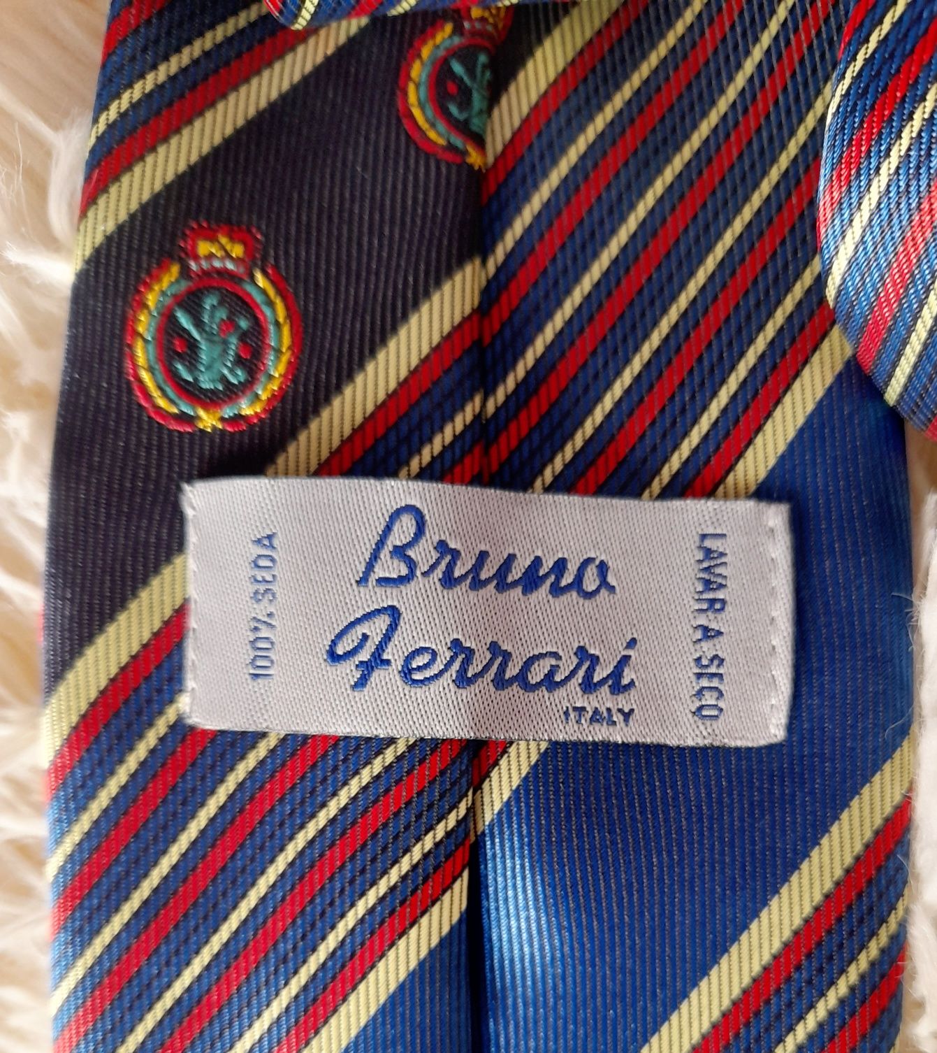 Gravata Bruna Ferrari, 100% seda natural.