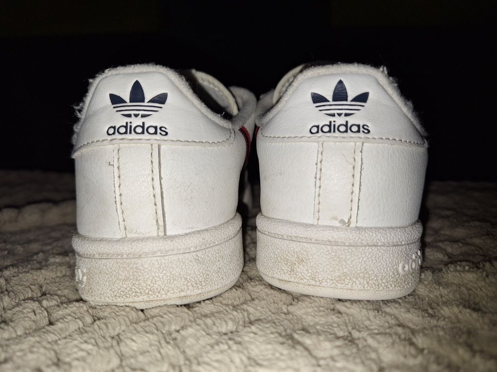 Buty dla chłopca Adidas rozm33